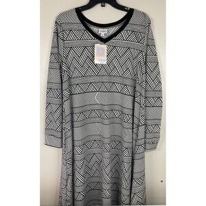 LuLaRoe Emily‎ Dress LARGE NWT Black + White Chevron Geometric Print